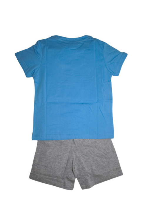 T-shirt with shorts