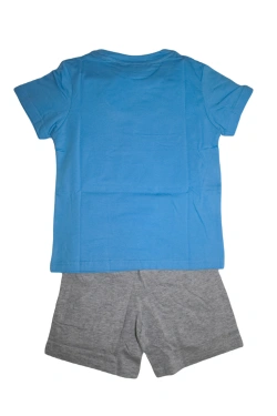 T-shirt with shorts