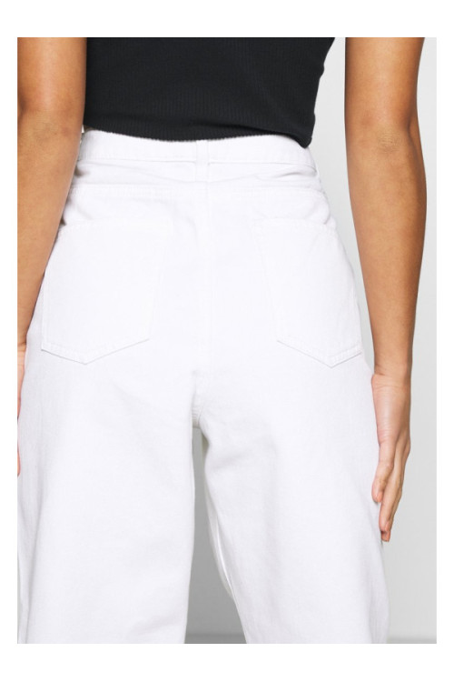 RIOT HIGHWAIST  MOM JEANS - white denim