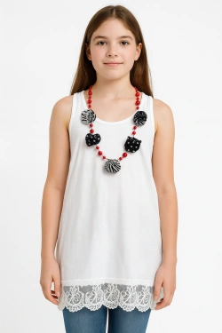 marškinėliai with accessories