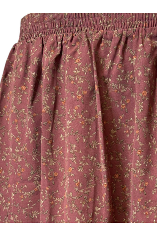 Skirt with Ruffle Hem and Fine Print