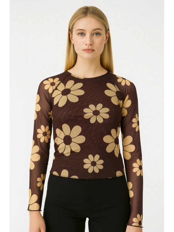 Top (defect: mismatched sleeve lengths)