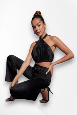 atlasas PLISSE HALTER NECK CROP