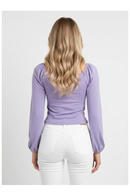 Long-sleeved top