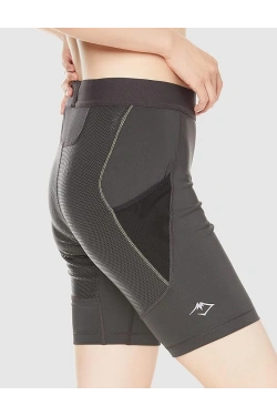 Running shorts