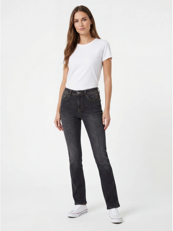 Slim fit jeans