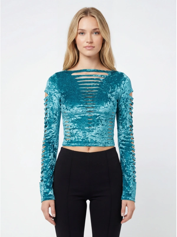 Long-sleeved top