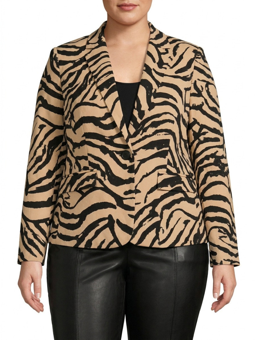 VMKOURTNEY Blazer