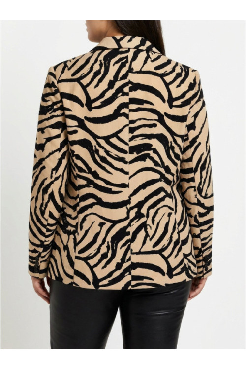 VMKOURTNEY Blazer