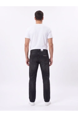straight fit Men's jeans