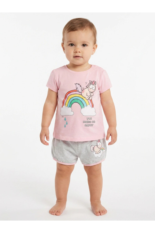 T-shirt with shorts
